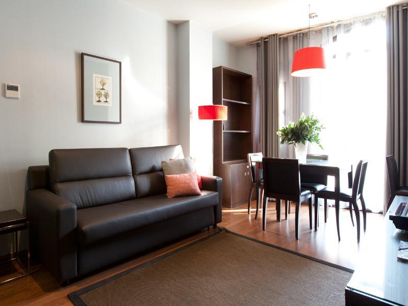 Suites Center Барселона Экстерьер фото